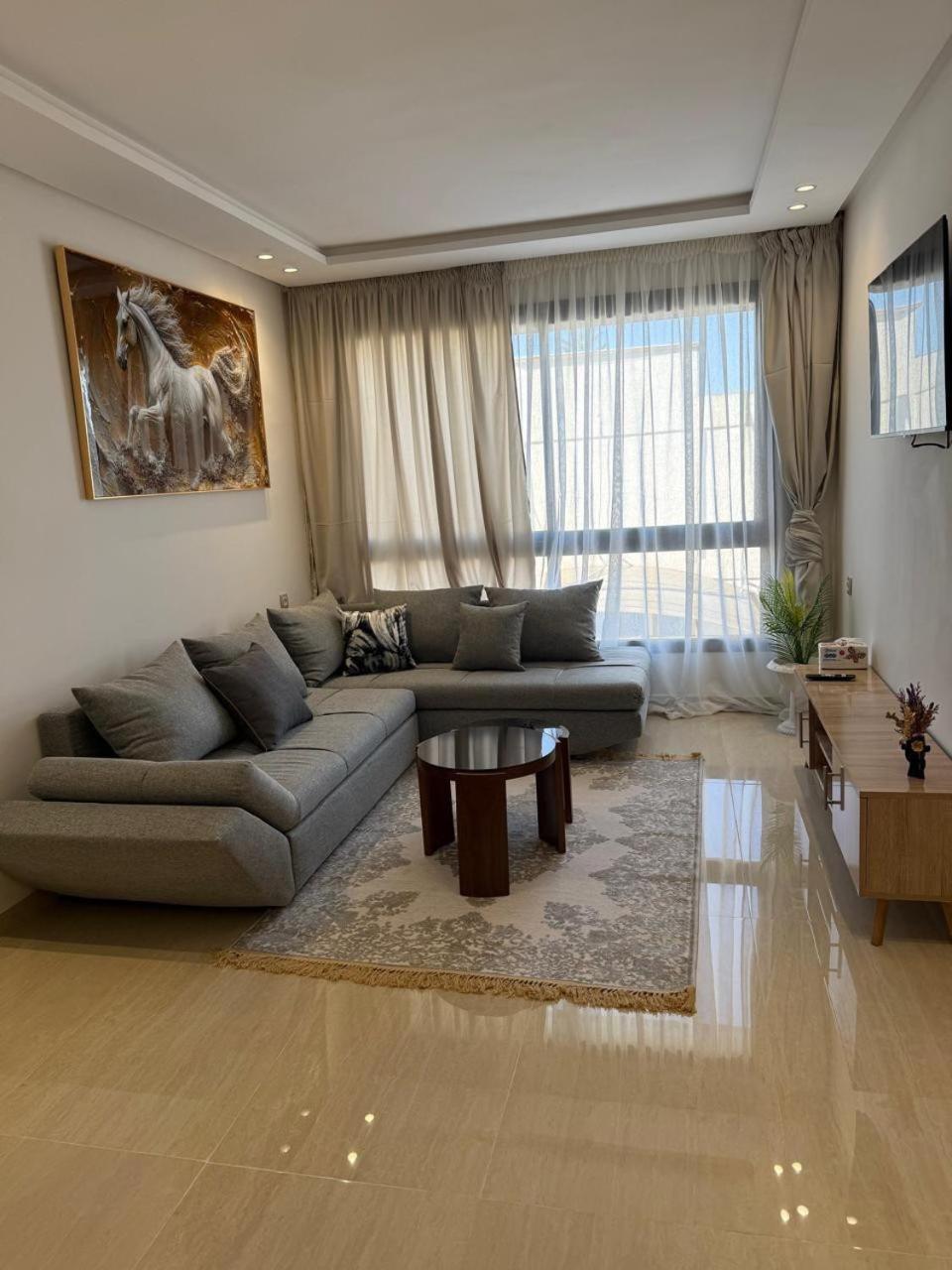 Beautiful Apartment, Stylish *